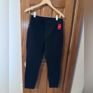 Woman’s spanx pants